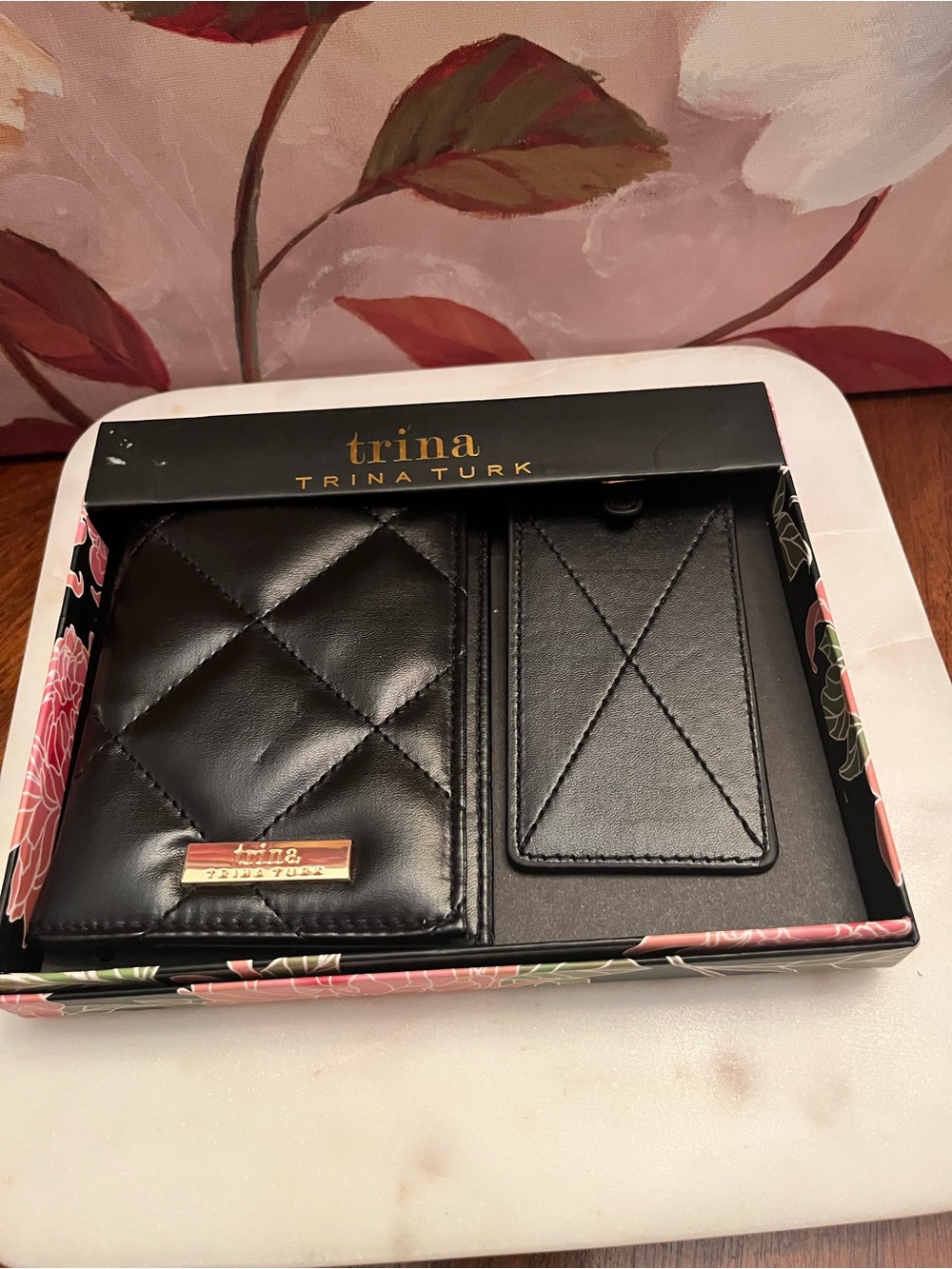 Trina Turk Black Quilted Wallet & Card Case Set w/Gold Logo & Luggage Tag (NIB) - Picture 1 of 10